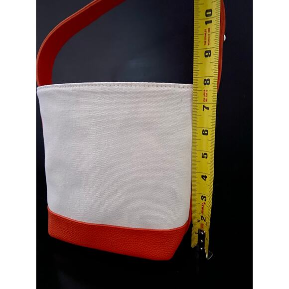 Casual Cream Canvas Shoulder Bag w/Orange Faux Leather Trim sz OS - Picture 10 of 13